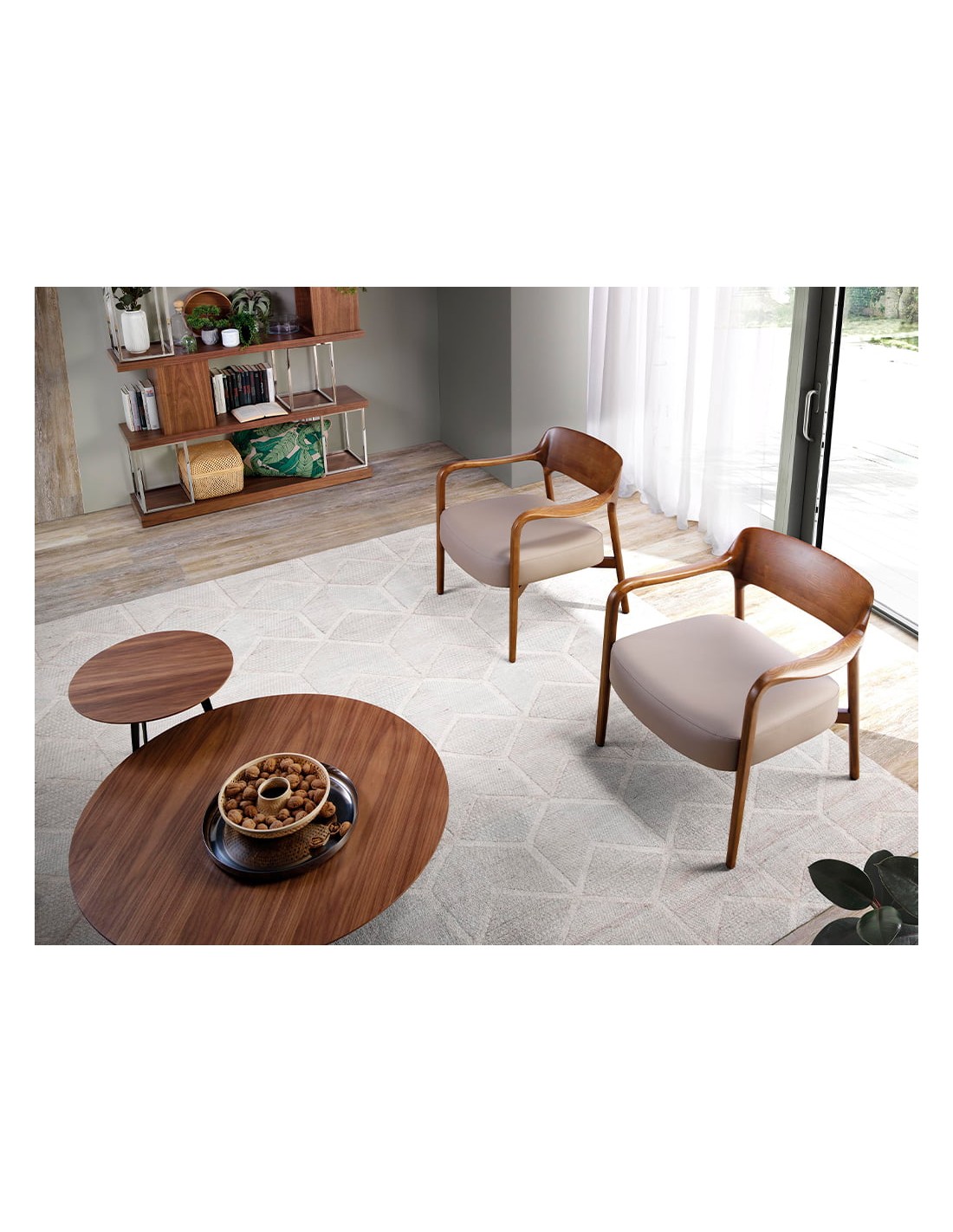 Sillón nogal y polipiel visón