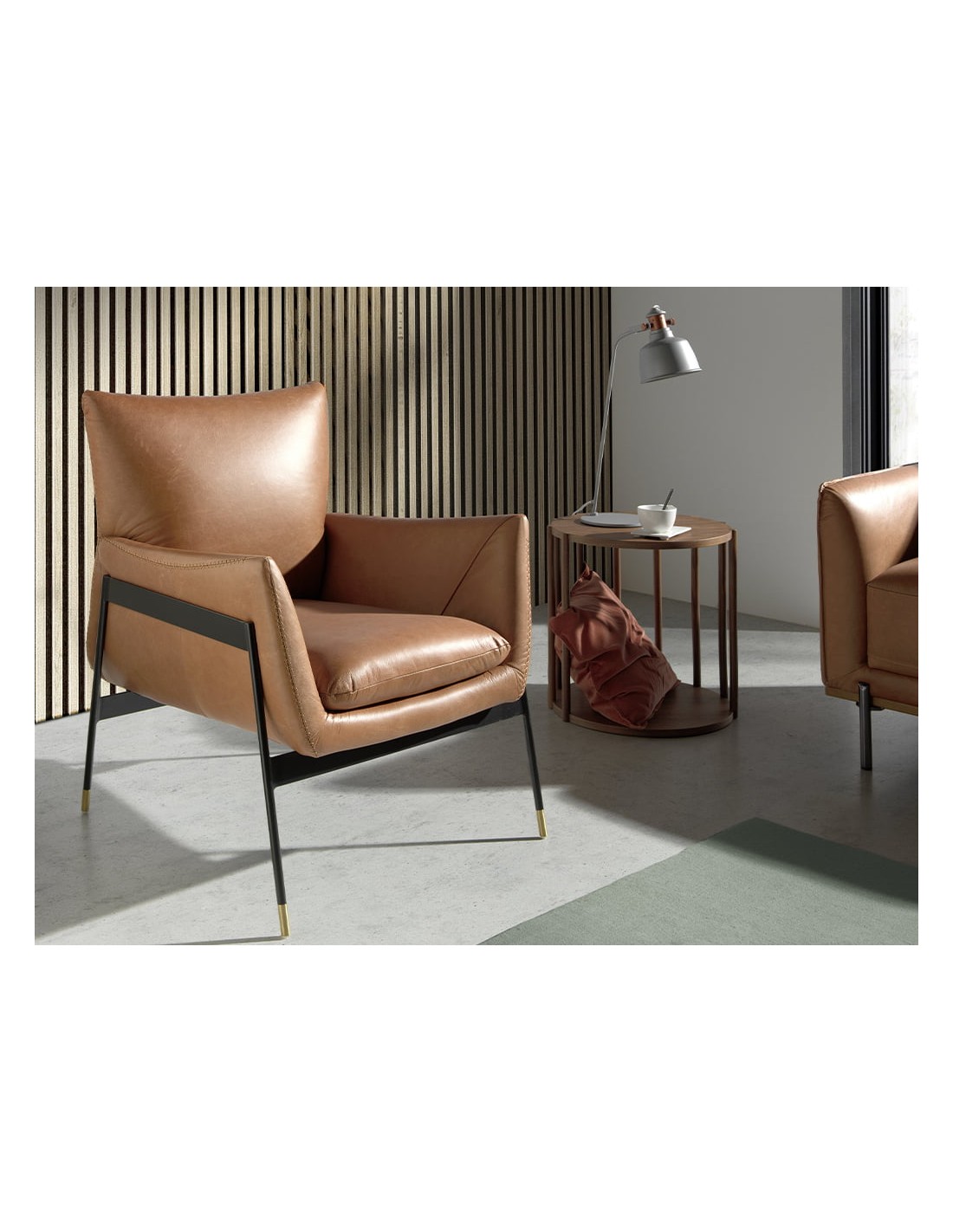 Lámpara de sobremesa acero gris y detalles bronce