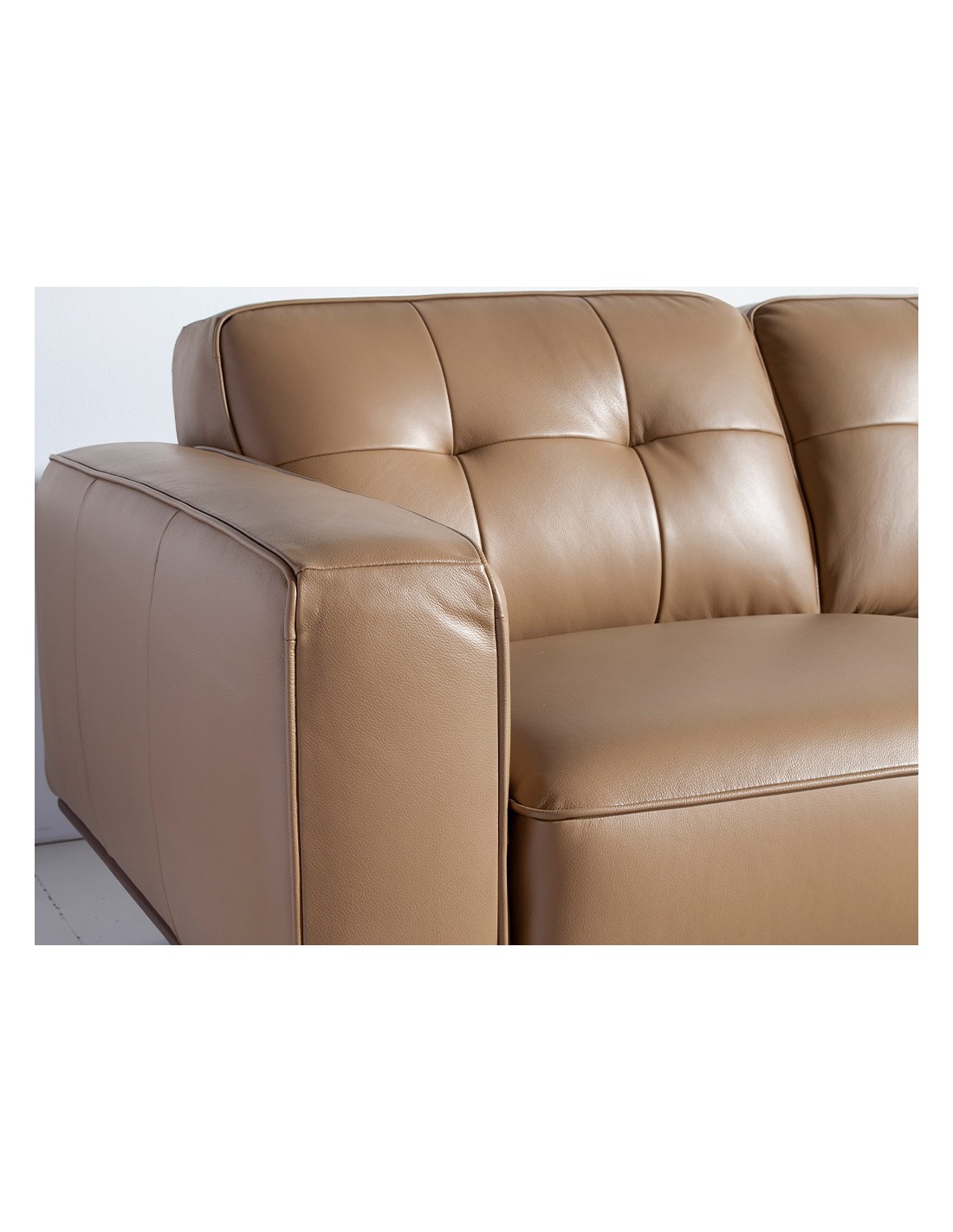 Sofá Chester 3 plazas piel arena