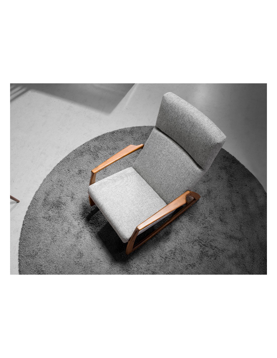 Sillón mecedora tela gris