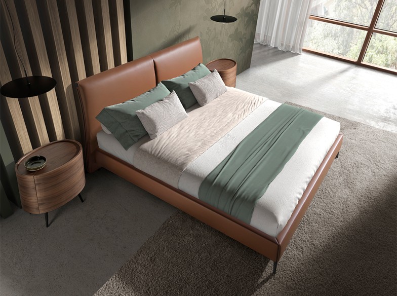 Cama polipiel color marrón