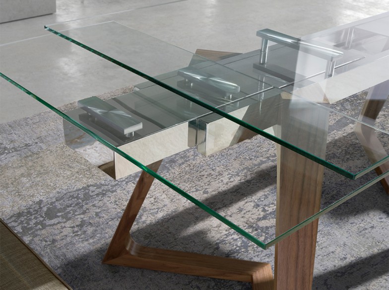 Mesa comedor extensible rectangular cristal templado y nogal