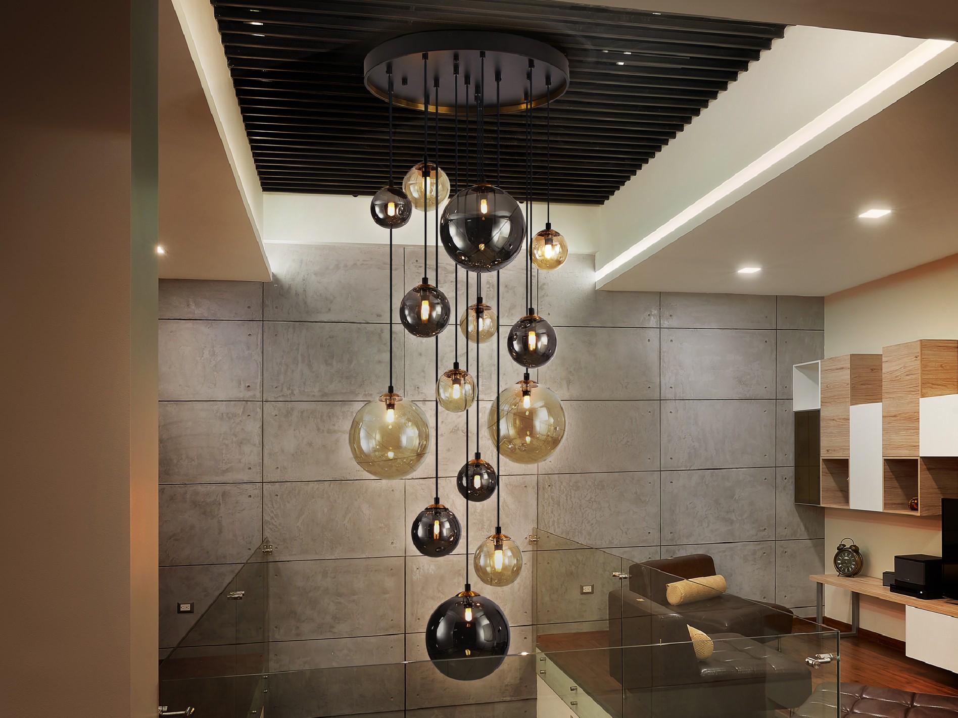 ·DARK· LAMP 14L., BLACK/BRASS