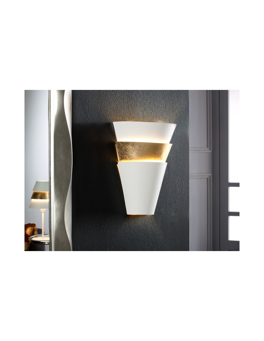 ·ISIS· WHITE/GOLD WALL LAMP, 1L.