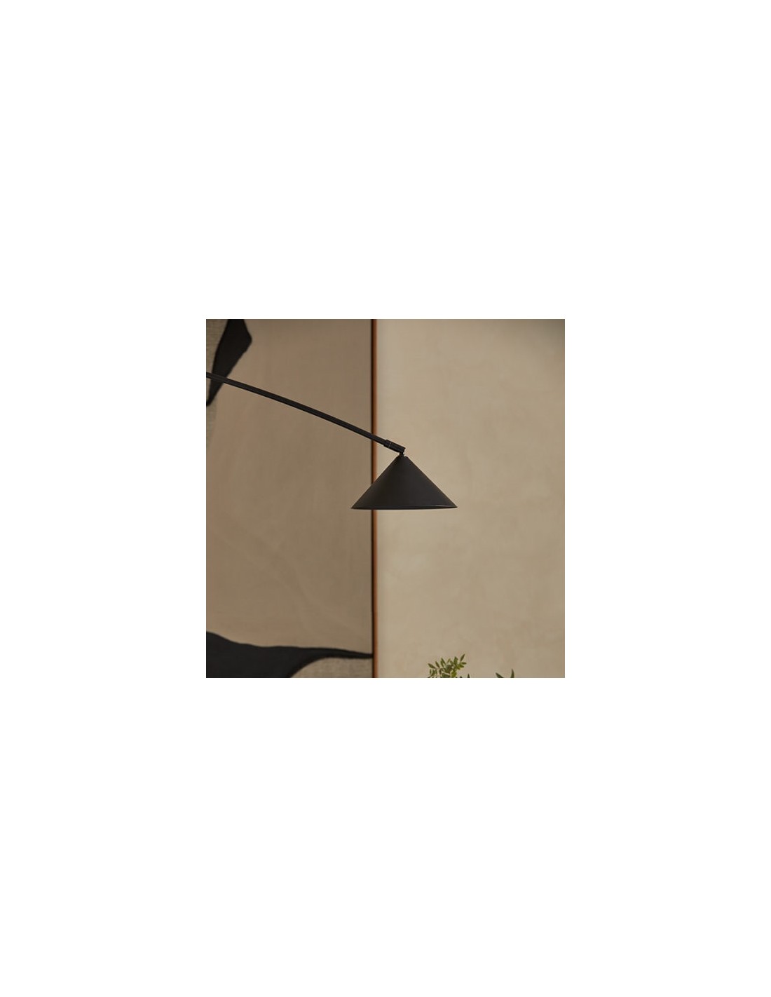 Lámpara de pie negro mate Hinoo Aromas