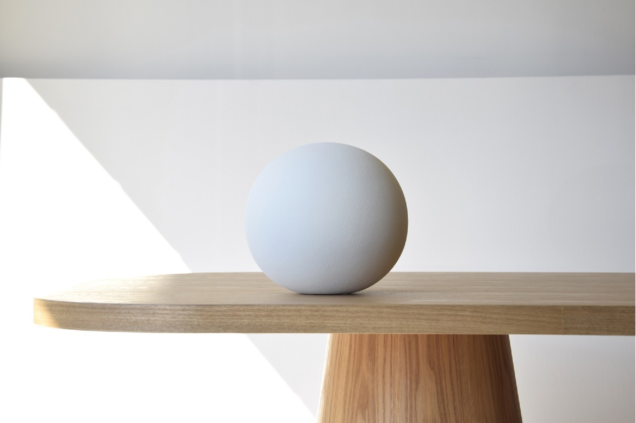 Bola cerámica blanca OLIVIA pequeña