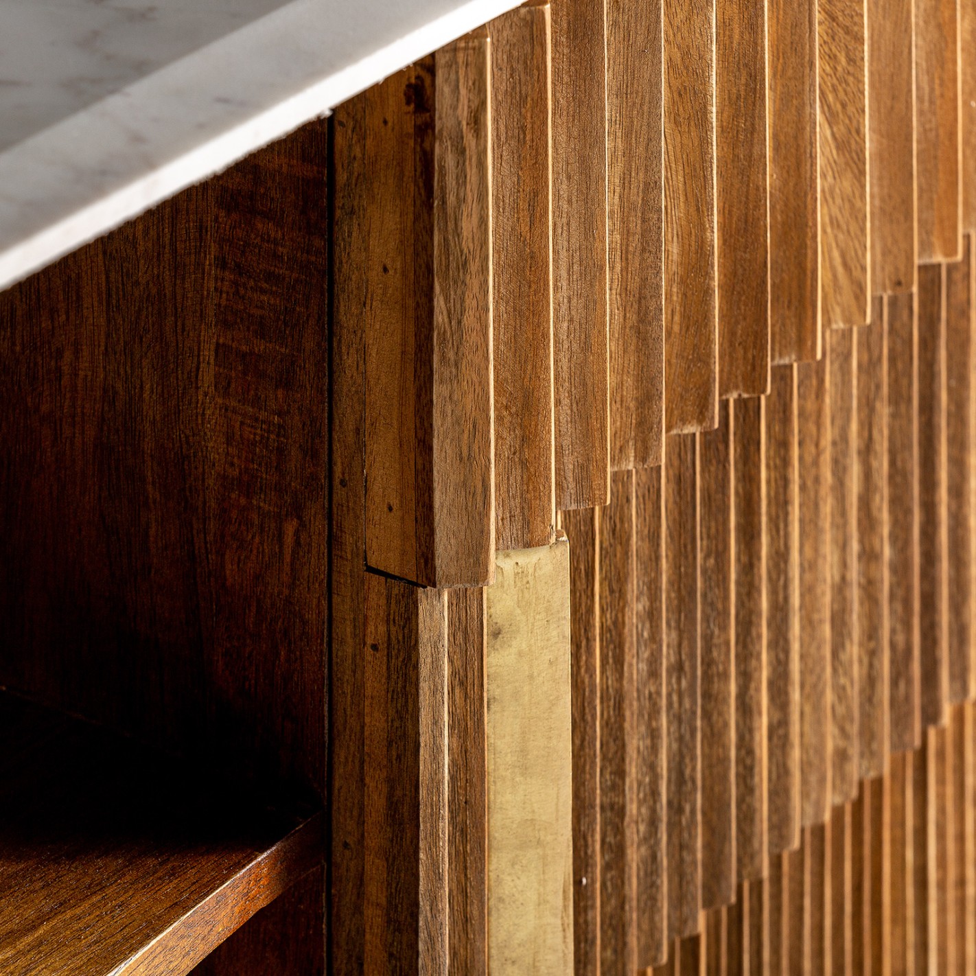 MUEBLE TV PLISSÃ‰ WOOD